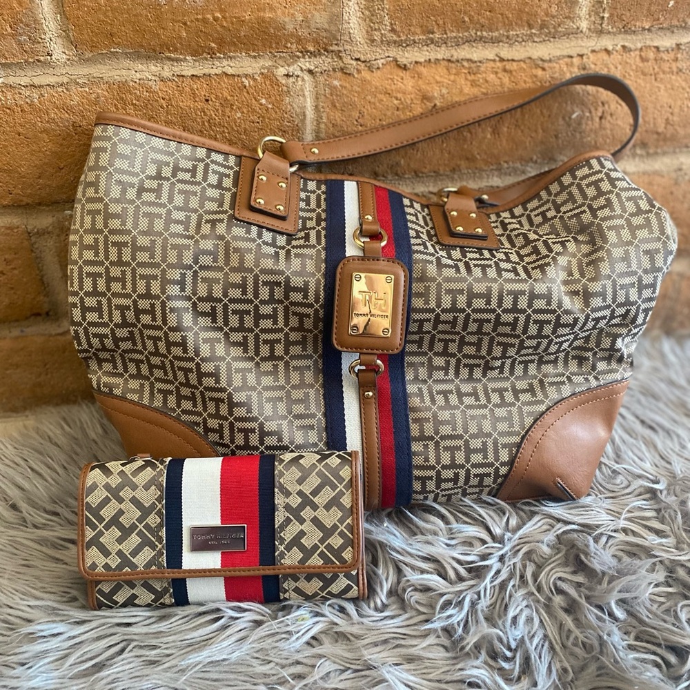 Tommy Hilfiger Tote and Matching Wallet